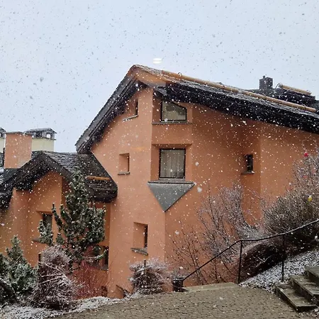 Apartment Chesa Bellaval, Haus La Vuolp 2 1 2 - Zimmerwohnung *
