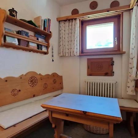 Chesa Bellaval, Haus La Vuolp 2 1 2 - Zimmerwohnung Apartment *