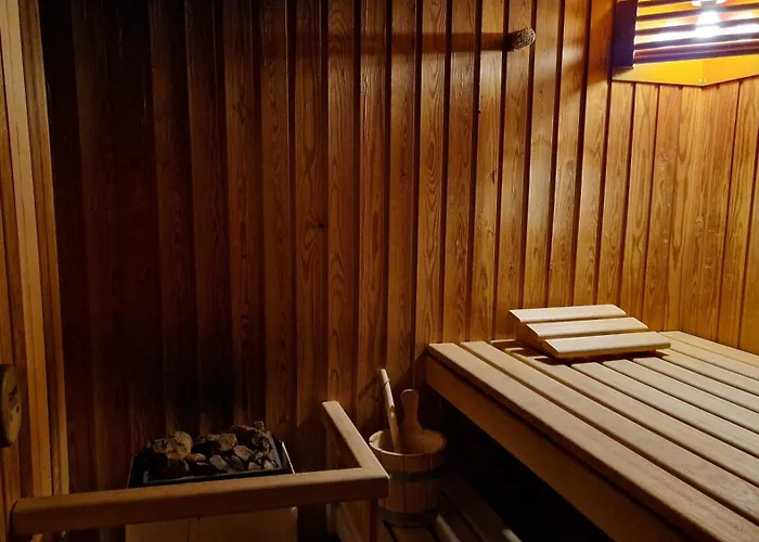 Chesa Bellaval, Haus La Vuolp 2 1 2 - Zimmerwohnung * Silvaplana