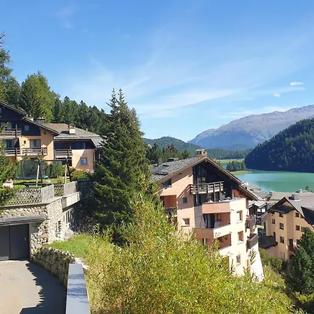 Chesa Bellaval, Haus La Vuolp 2 1 2 - Zimmerwohnung Silvaplana