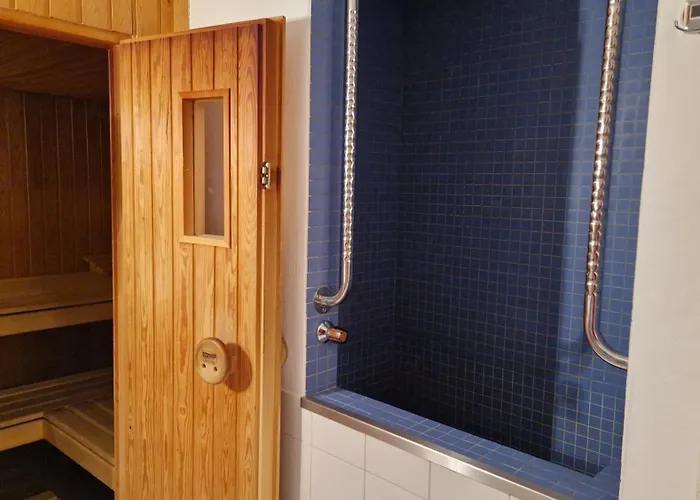 Chesa Bellaval, Haus La Vuolp 2 1 2 - Zimmerwohnung Apartamento