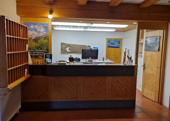 Chesa Bellaval, Haus La Vuolp 2 1 2 - Zimmerwohnung * Silvaplana