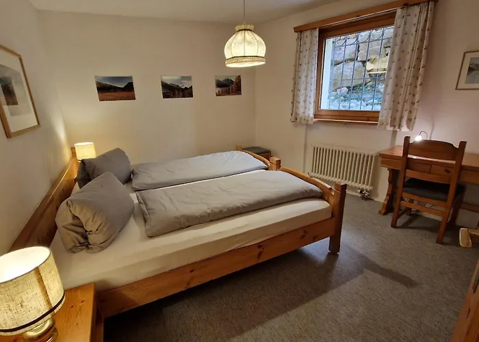 Chesa Bellaval, Haus La Vuolp 2 1 2 - Zimmerwohnung *