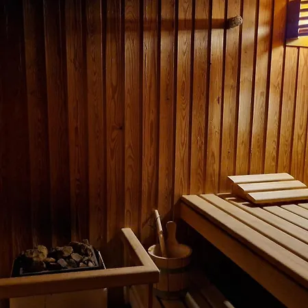 Chesa Bellaval, Haus La Vuolp 2 1 2 - Zimmerwohnung * 실파플라나