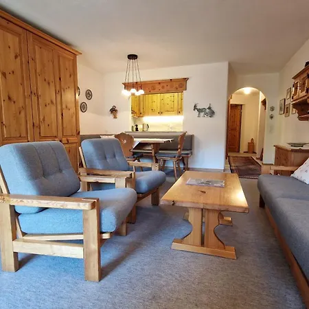 Chesa Bellaval, Haus La Vuolp 2 1 2 - Zimmerwohnung *