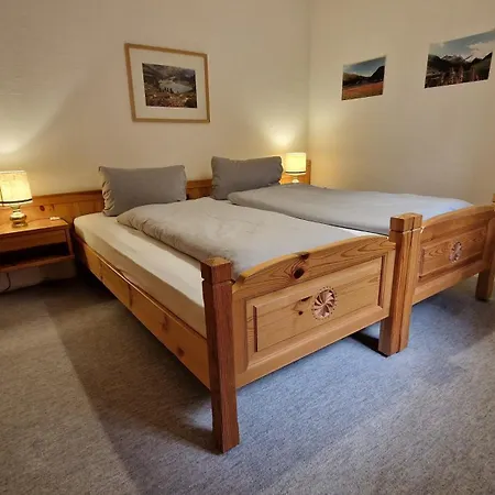 Chesa Bellaval, Haus La Vuolp 2 1 2 - Zimmerwohnung 아파트