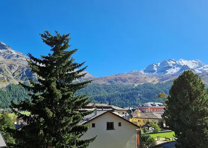 Chesa Bellaval, Haus La Vuolp 2 1 2 - Zimmerwohnung Silvaplana