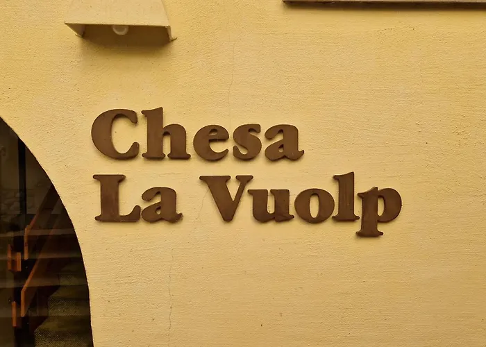 Chesa Bellaval, Haus La Vuolp 2 1 2 - Zimmerwohnung * Silvaplana